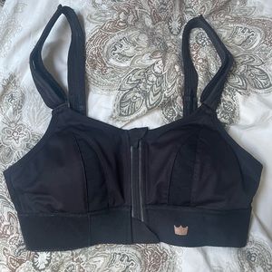 SHEFIT Ultimate Sports Bra